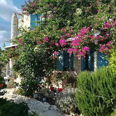 Holiday home Sea Wave House Drios